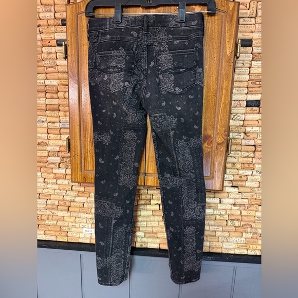 Abercrombie and Fitch kids paisley high rise jegging size 11/12 - Picture 4 of 4